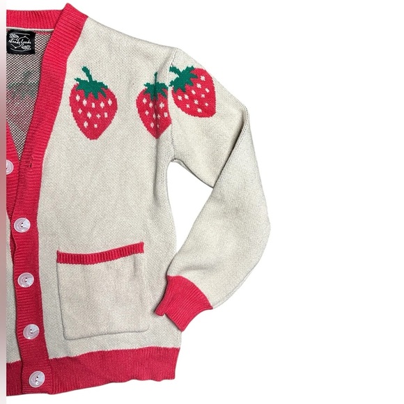 Steady Hands Shojo Dessert Cardigan Strawberry XS - Picture 3 of 6